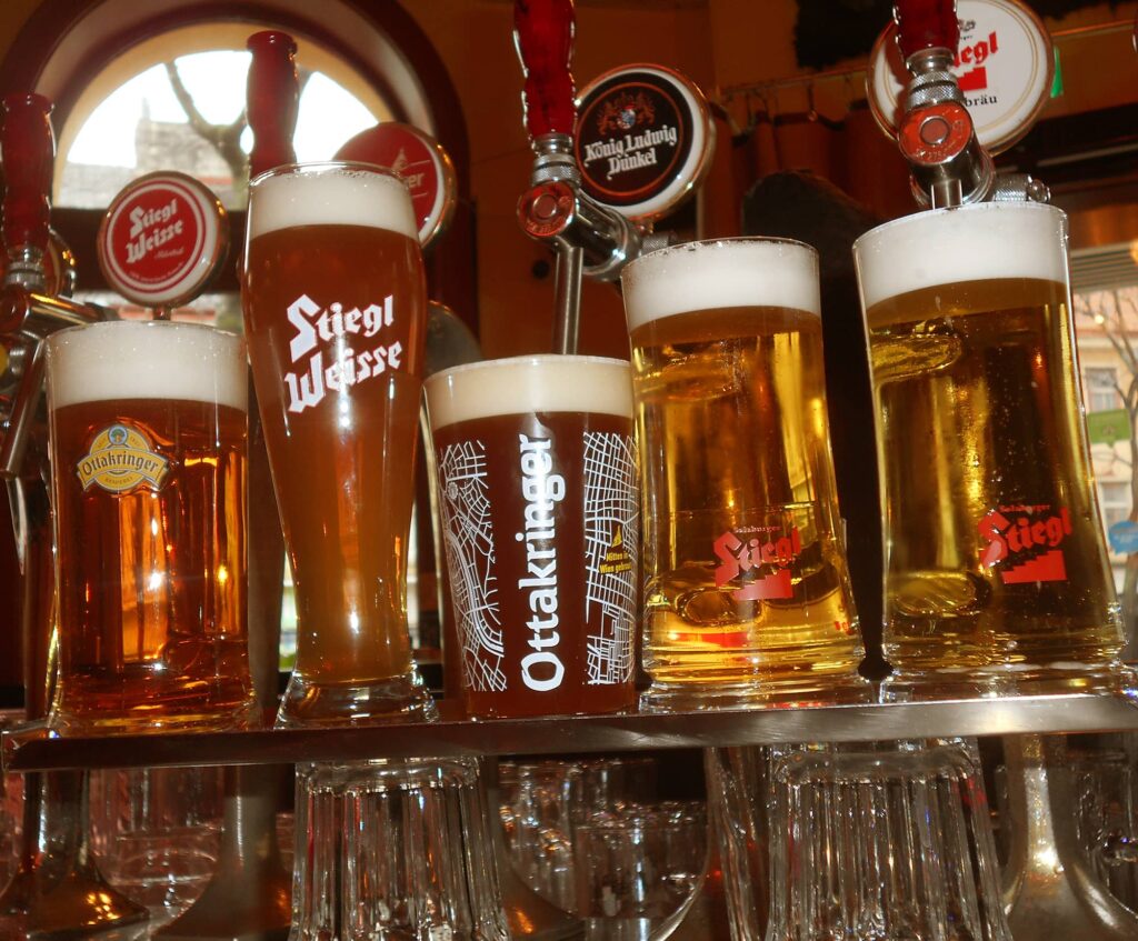 Österreichische Bier-Sinfonie – Fünf verschiedene Biere vom Fass / 5 x 0,3l