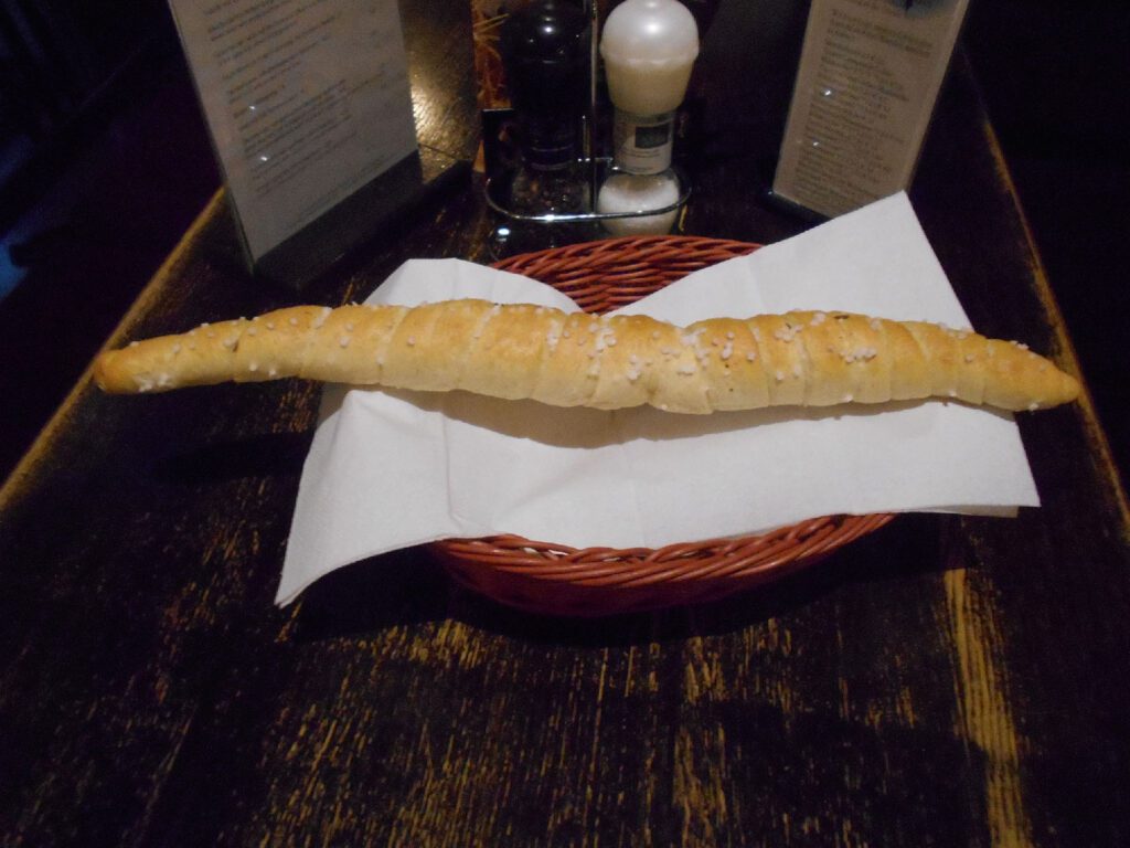 Vegetarische Salzstangerl – handgedreht / A