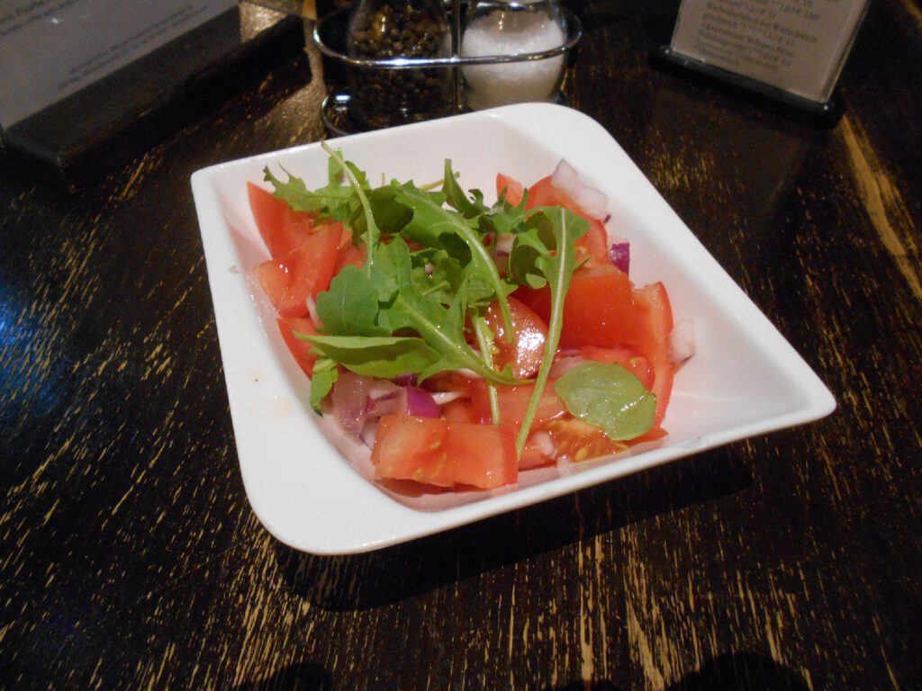 Vegetarischer Tomatensalat / FLM